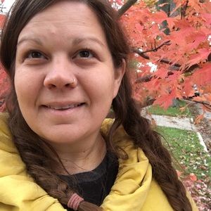 Meet your Posher, Nicole